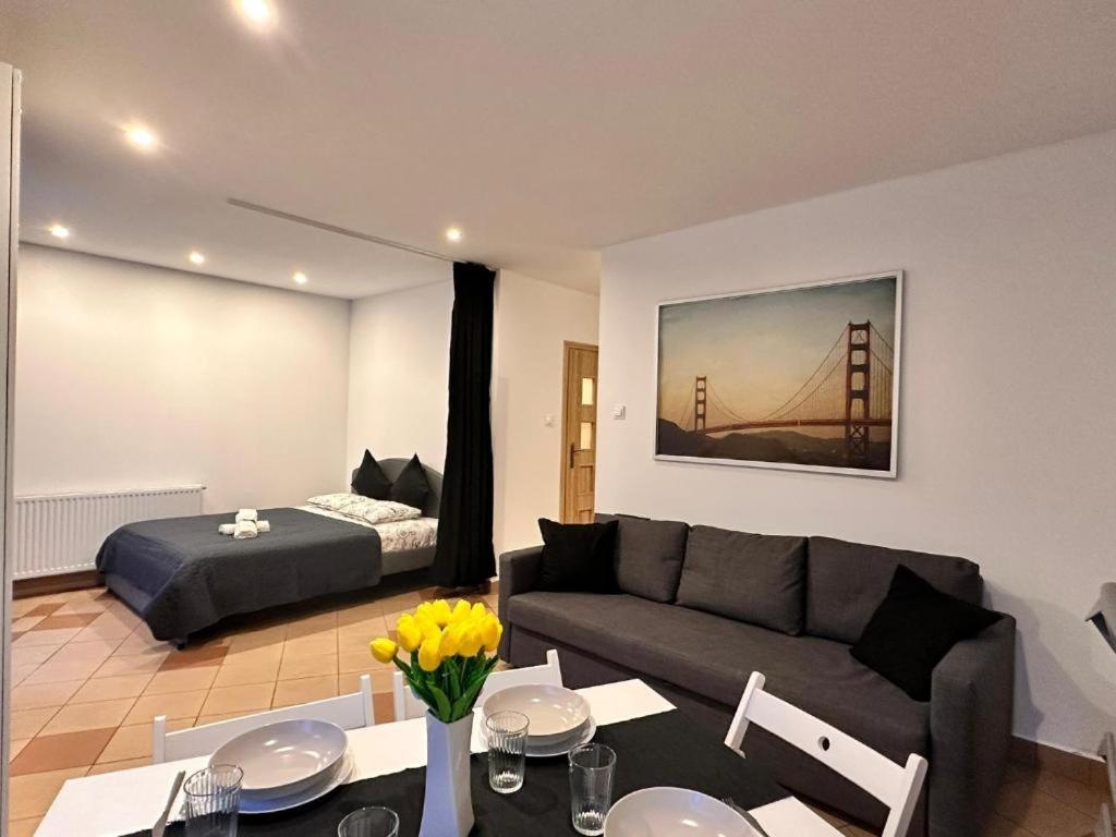 Apartmán The M O D E R N C I T Y Spot Katovice Exteriér fotografie